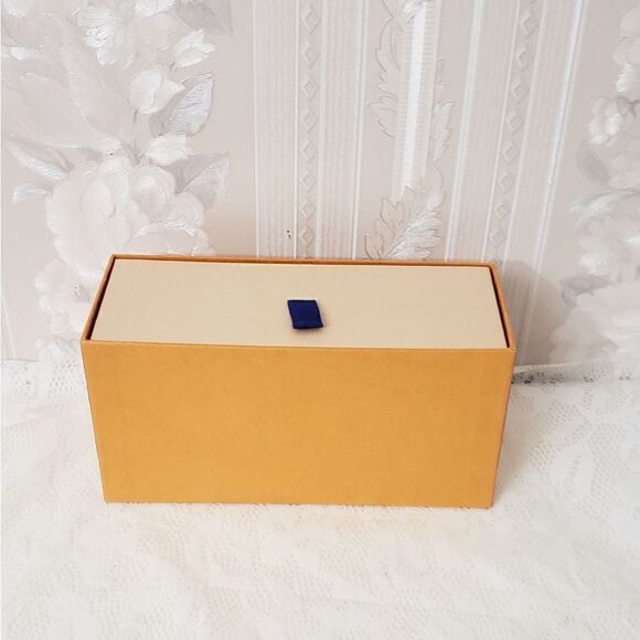 Louis Vuitton Sunglasses Box Pull Drawer Style Like New - Picture 4 of 4